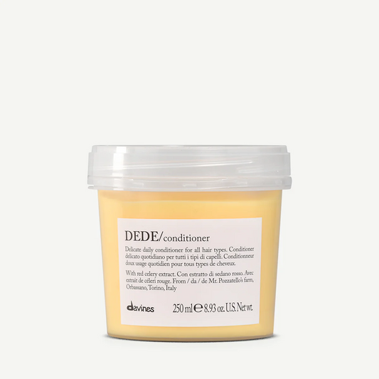 Jar of DEDE Conditioner on a light grey background
