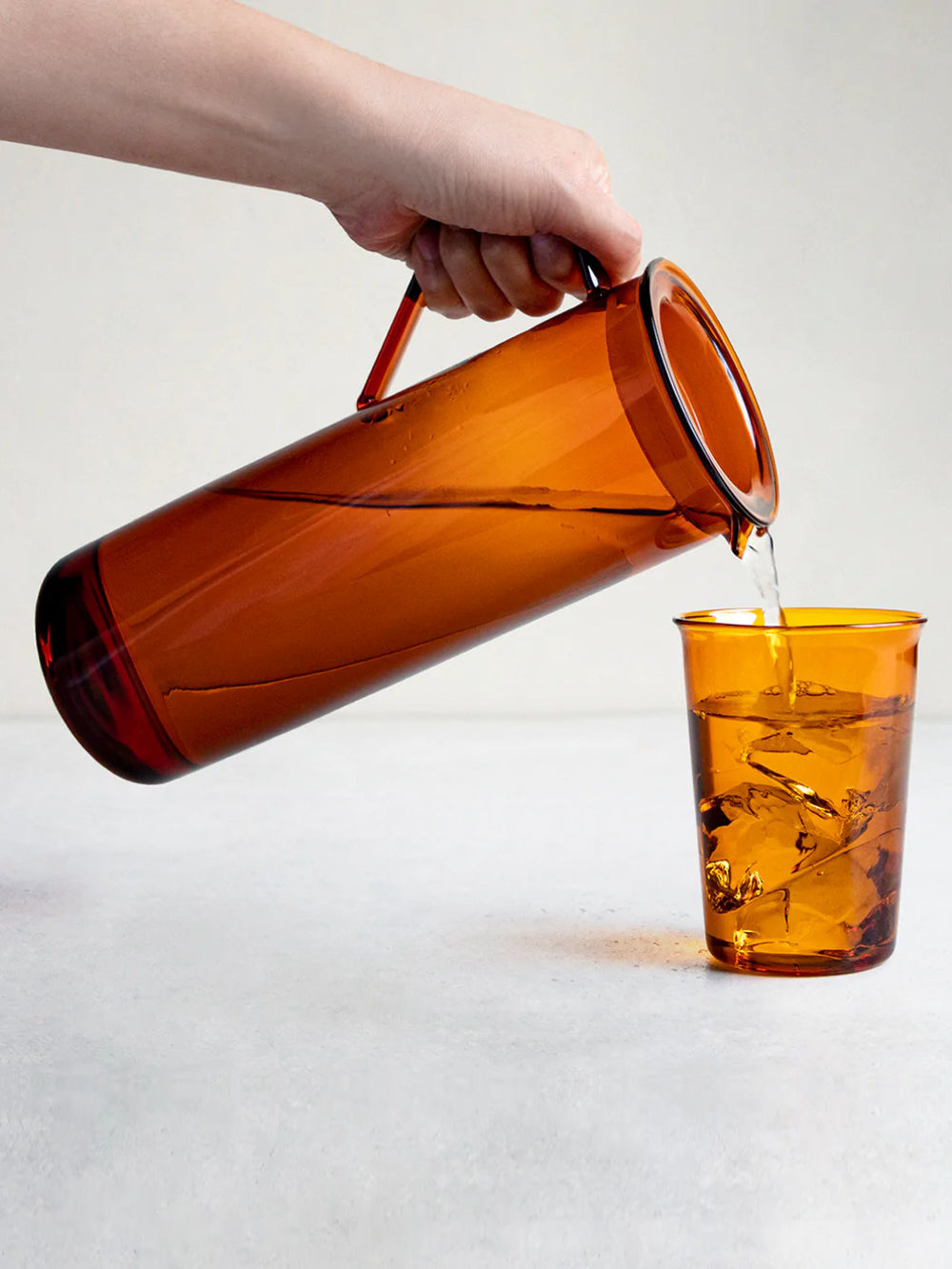 CAST AMBER Jug 1200ml